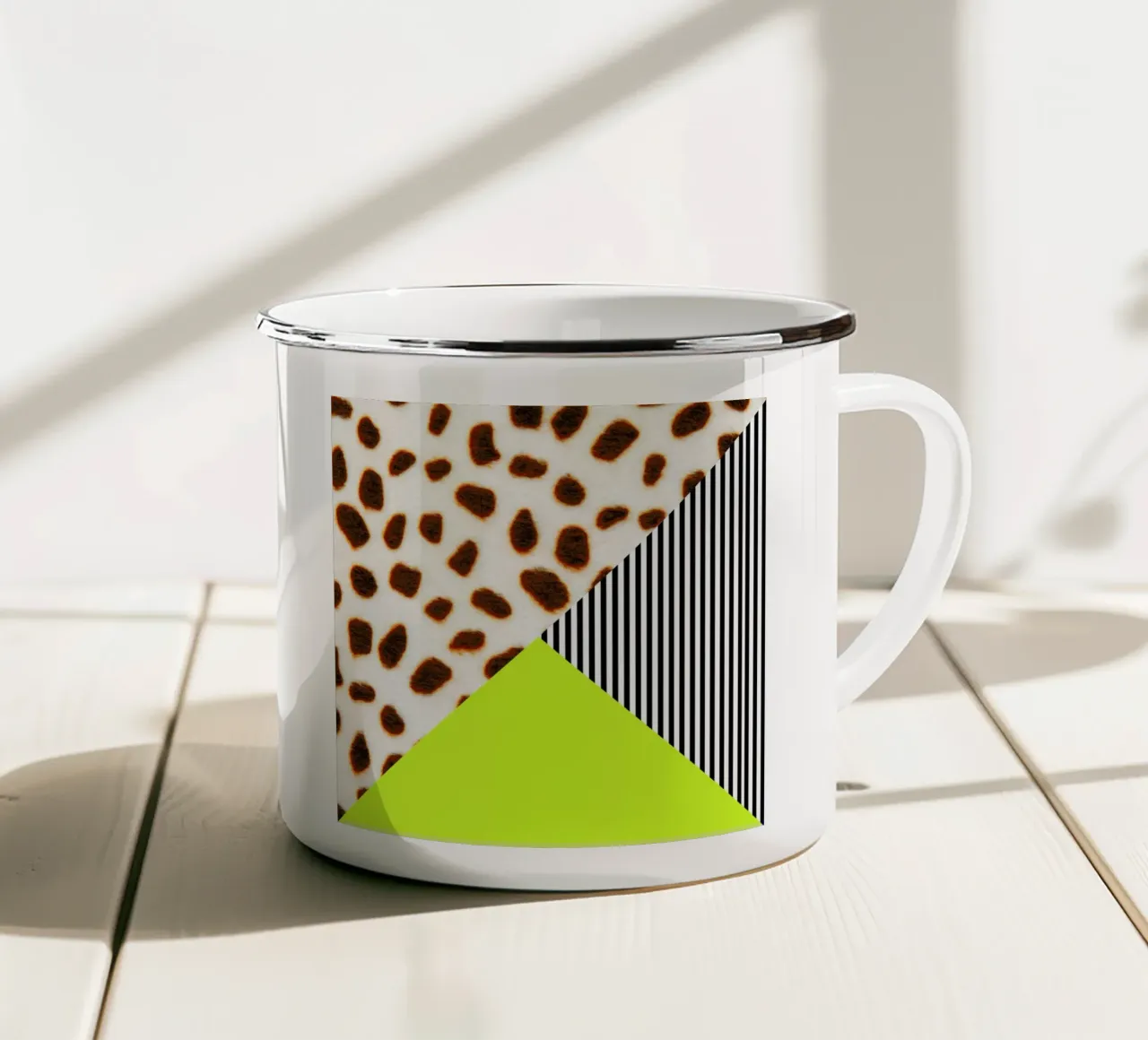 Cheetah Stripe  Neon tazza in smalto da Vasare Nar