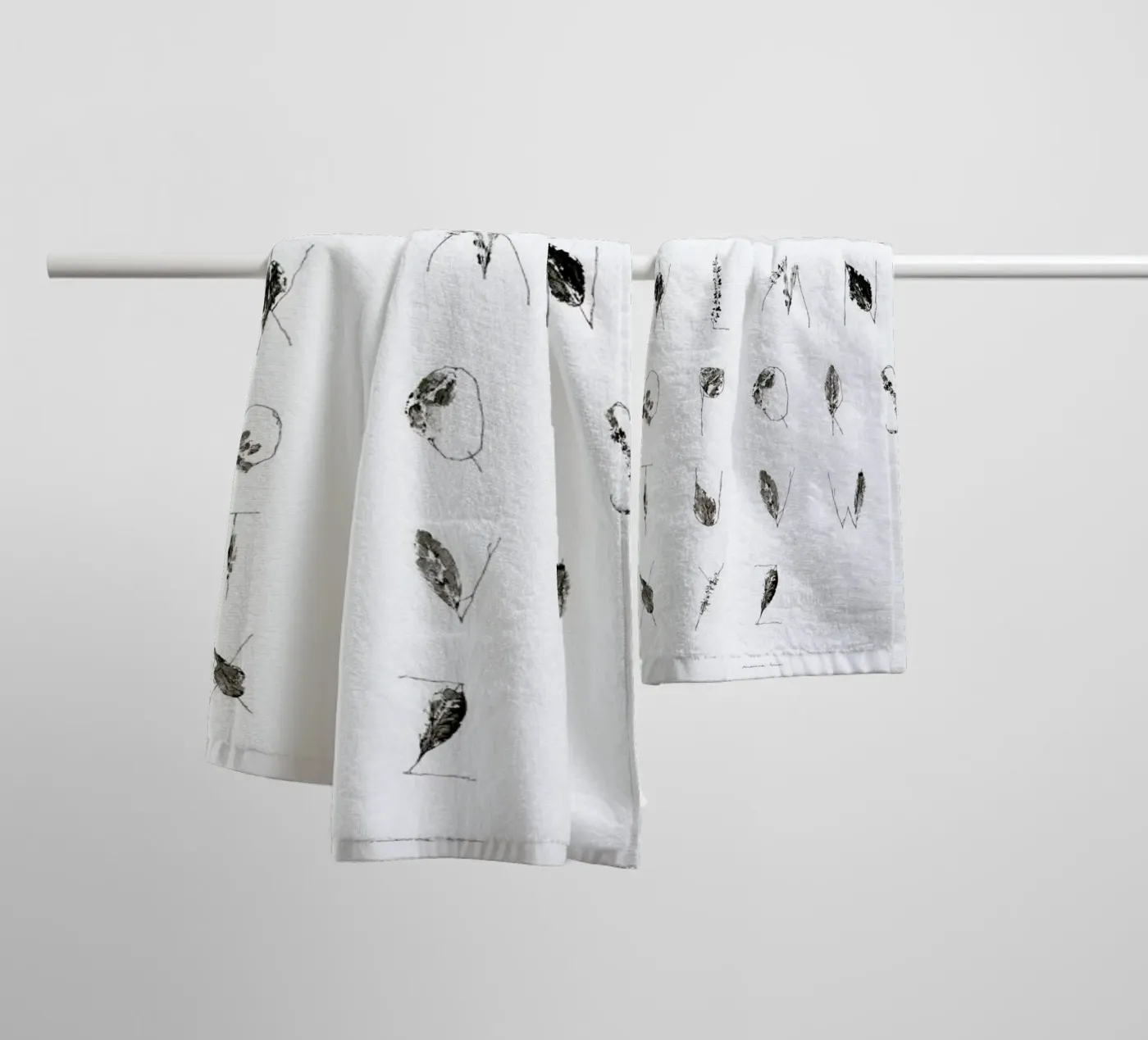 ABC Handtuch von Marina Guiu