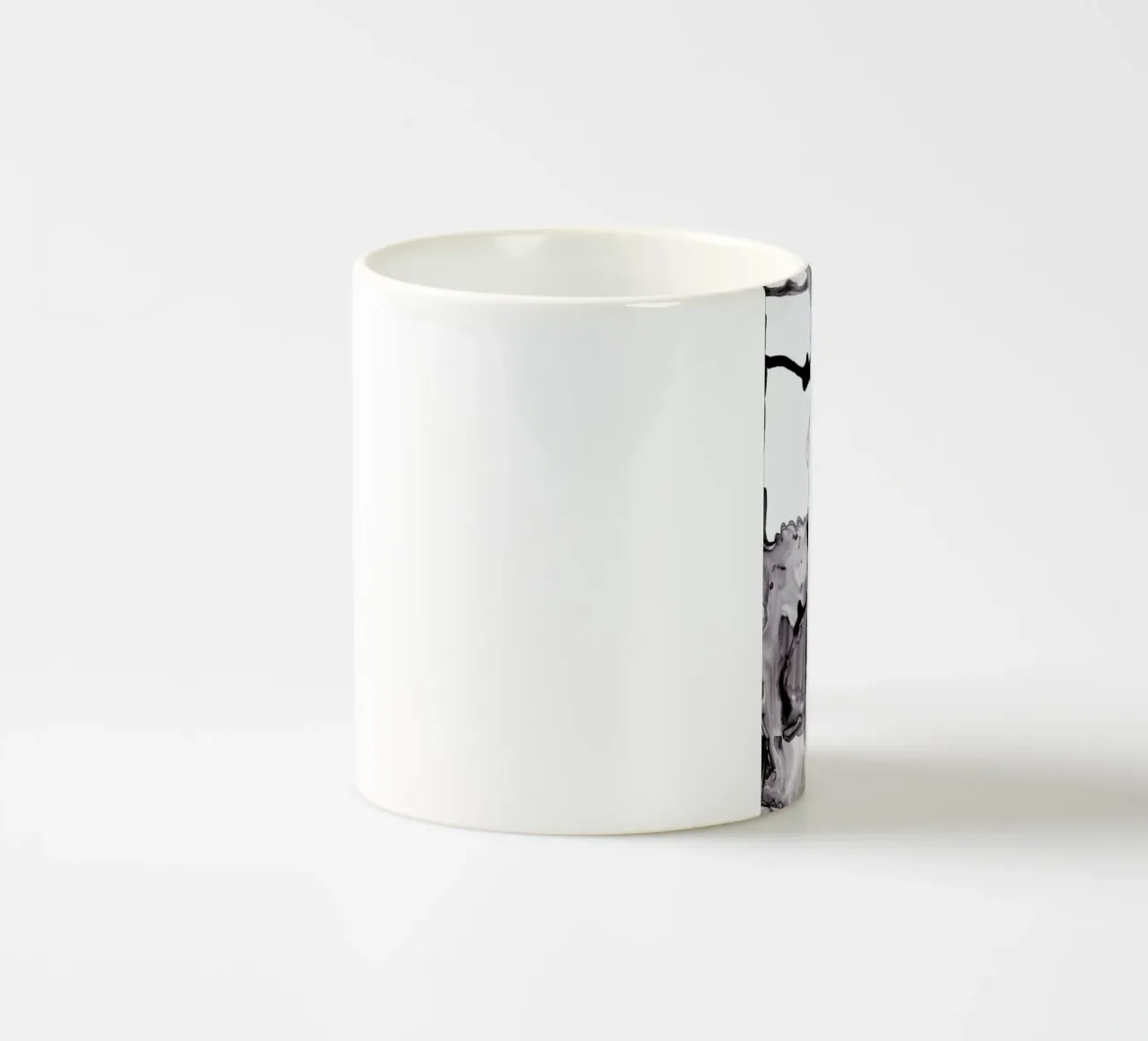 Float 02 ceramic mug by Froilein Juno