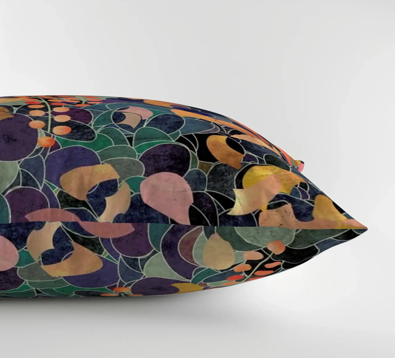 A Shiny Path 3 cuscino da Angelo Cerantola