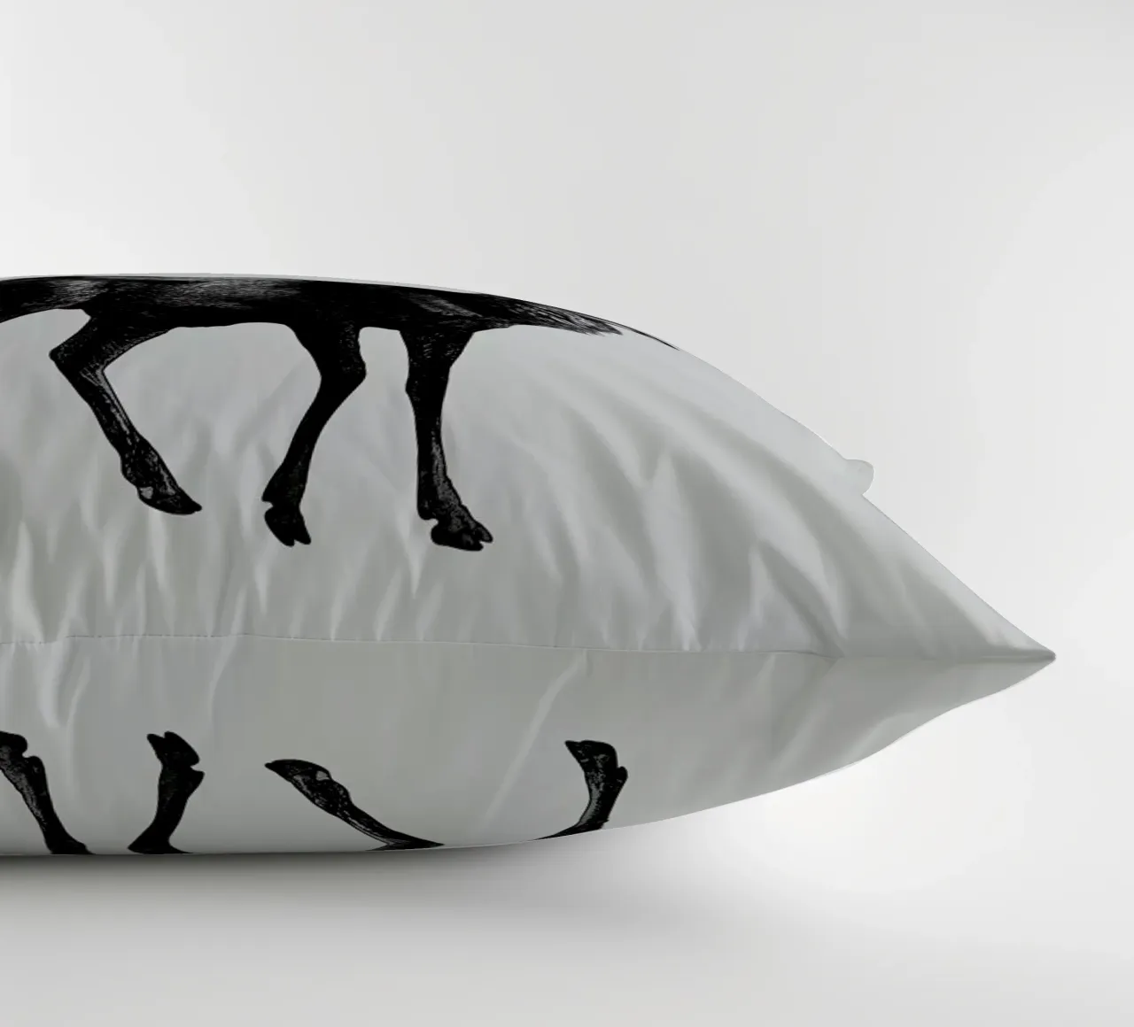 Sprint Itself Deer Floral cuscino da Tobe Fonseca