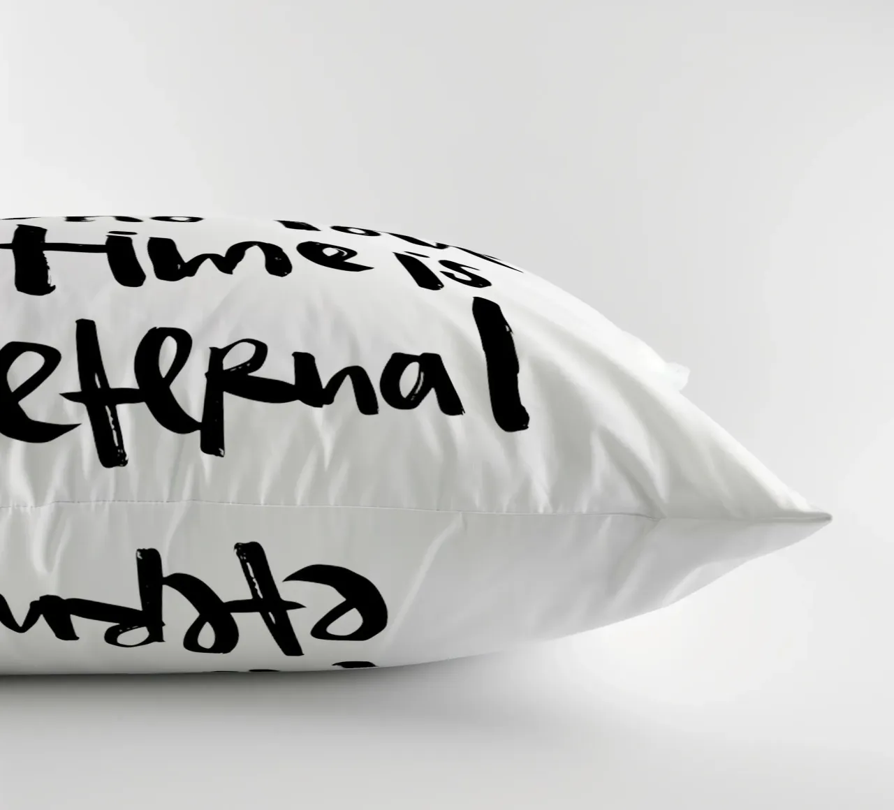 Time is eternal cuscino da Brushmeetspaper