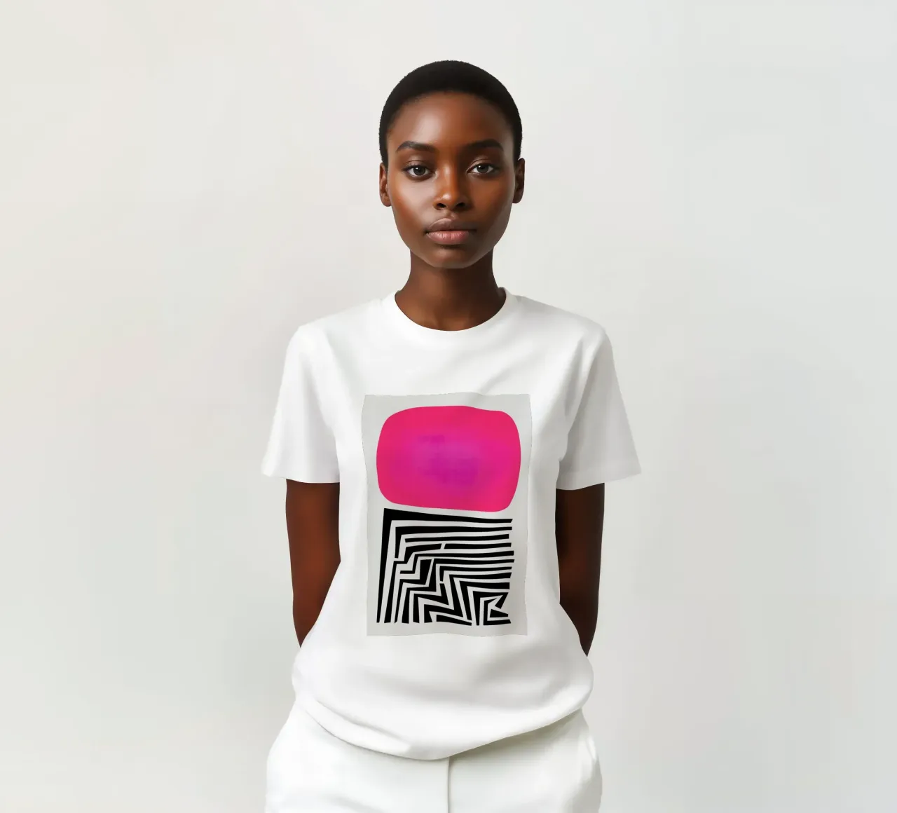 Labirinto Astratto t-shirt da Fox & Velvet