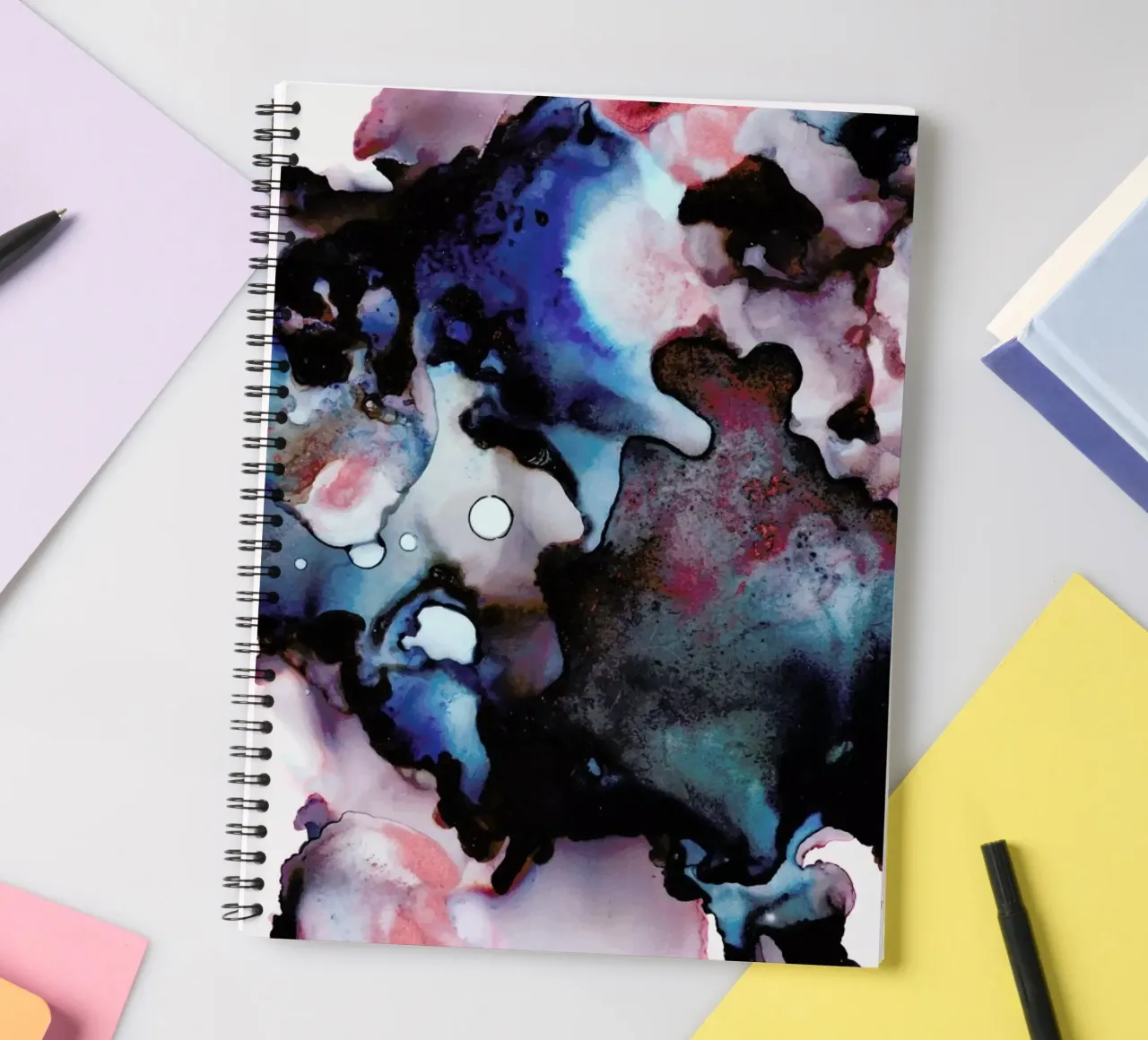 Chaos Ringbuch von Larissa van der Laan