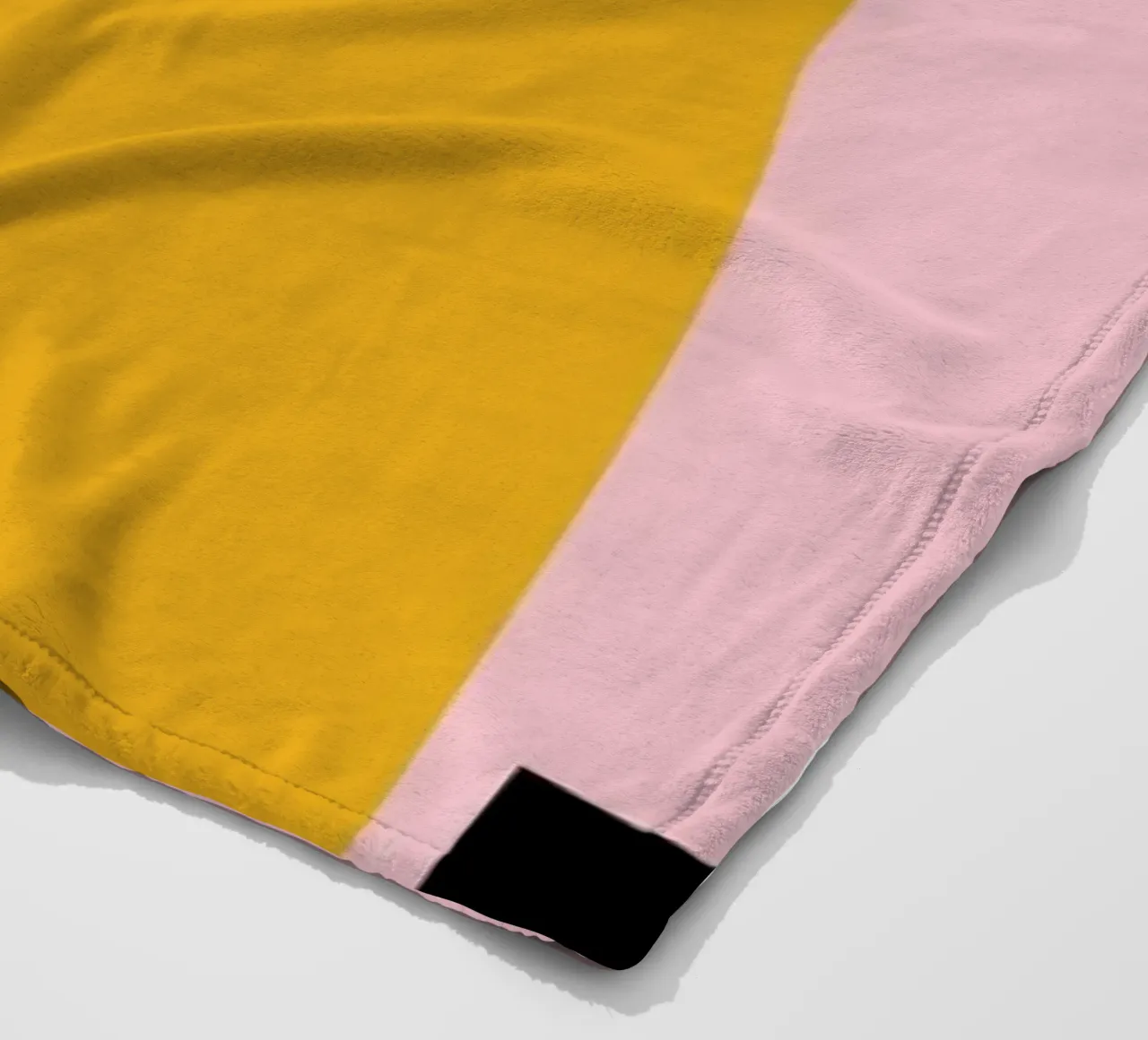 Form 2 coperta in pile da Jonathan Lawes