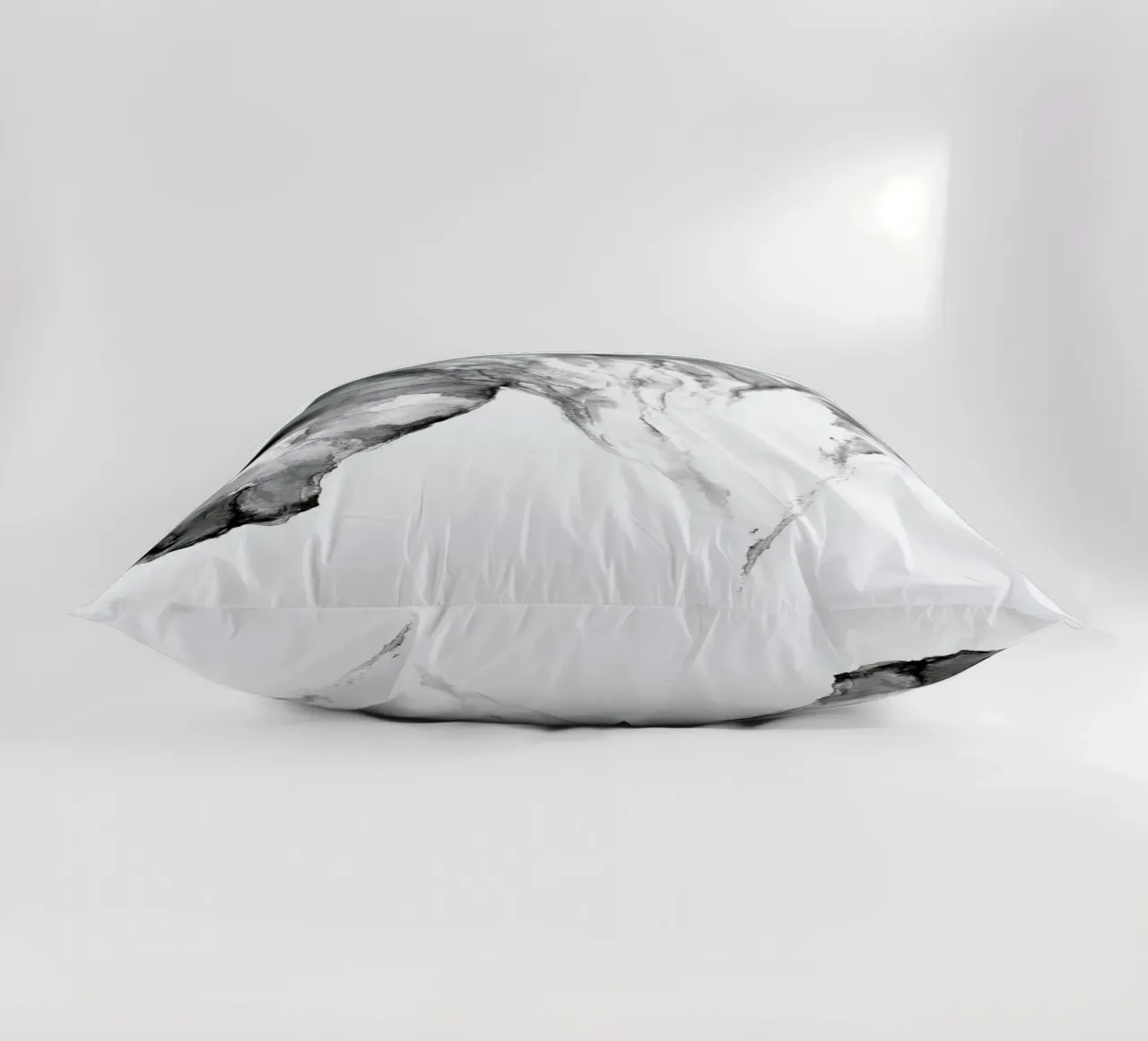 Grey Horse cuscino da Larissa van der Laan