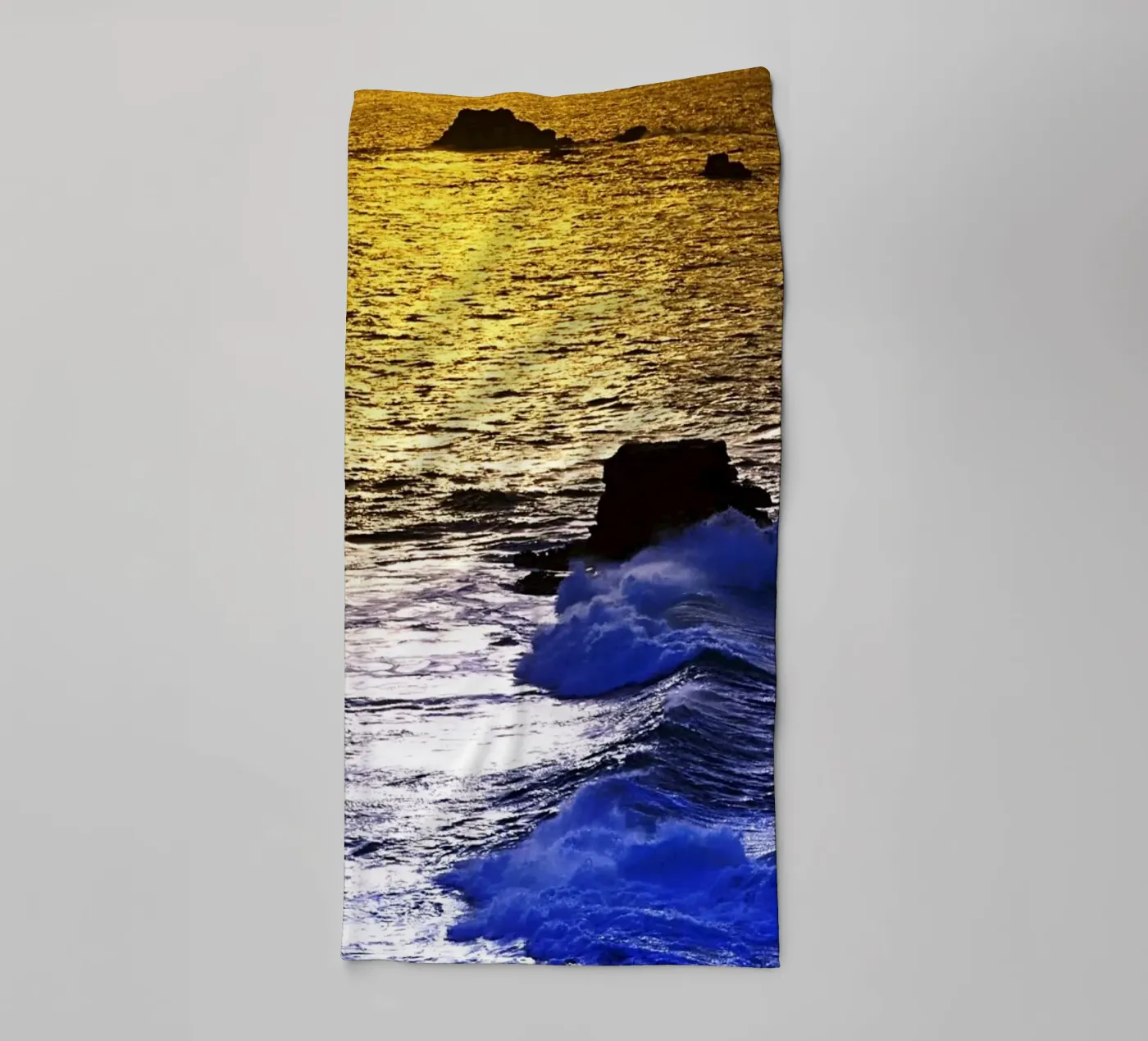 FAA243 towel by Thierry vobmann photography