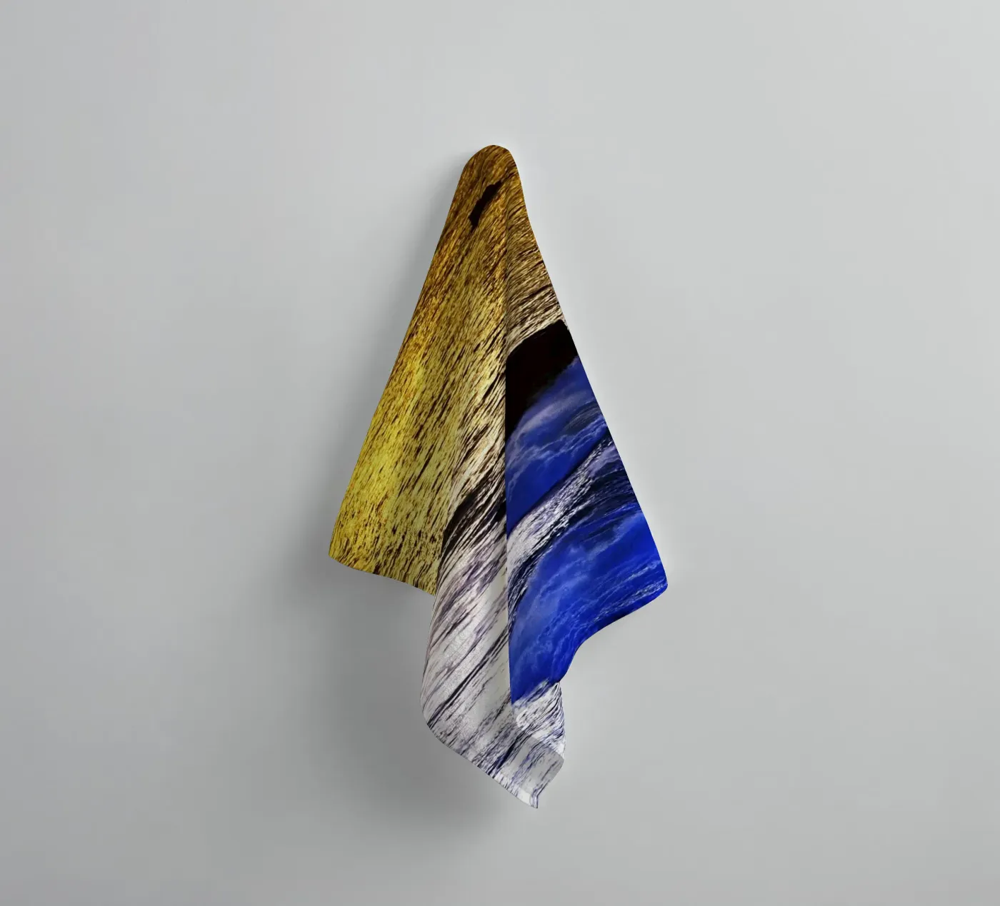 FAA243 towel by Thierry vobmann photography
