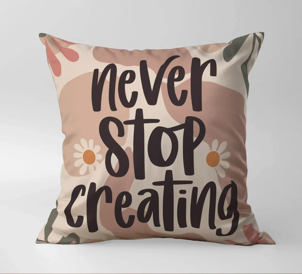 Never Stop Creating – Boho Pastel Crafting Design kussen van Soleil Basque