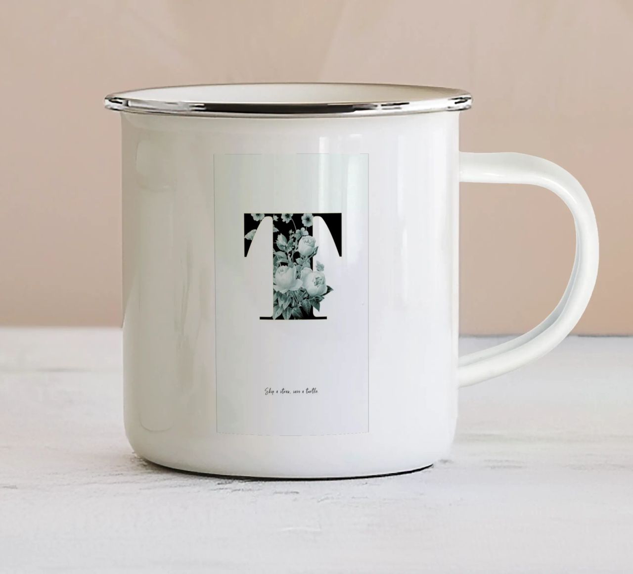 Flower Alphabet - T tazza in smalto da Froilein Juno