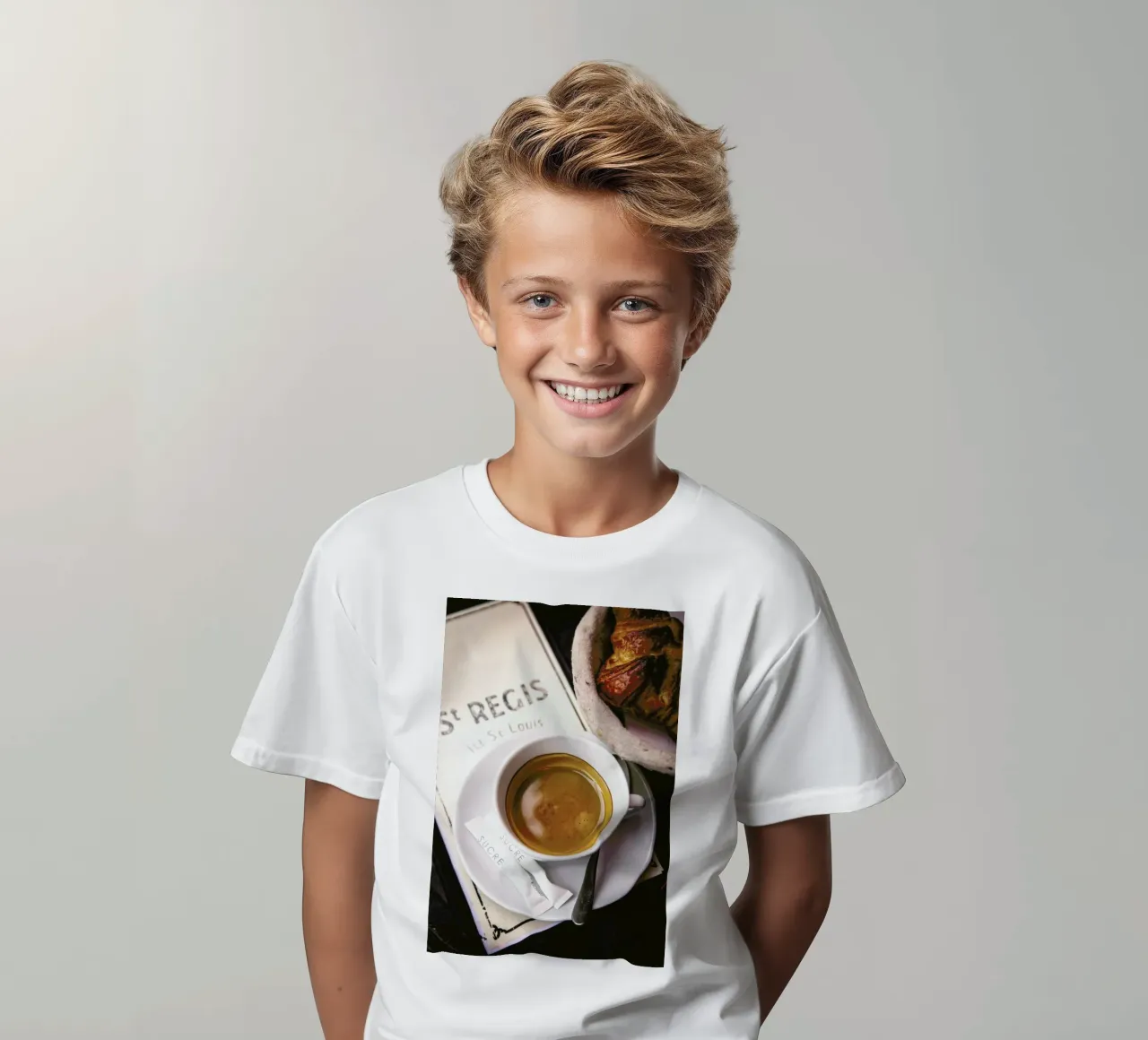 Café t-shirt bambini da Magdalena Martin Photography