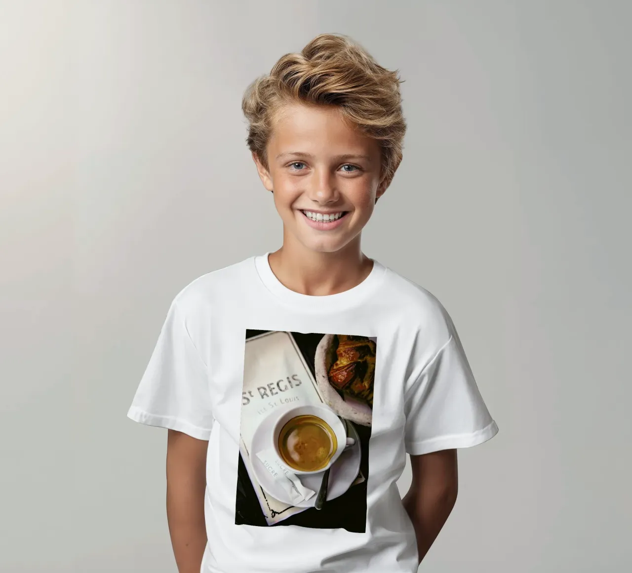 Café t-shirt bambini da Magdalena Martin Photography