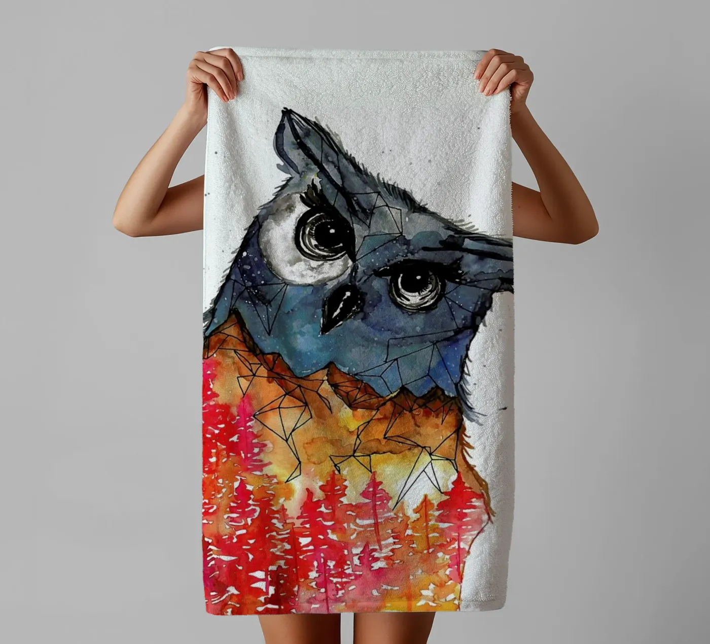 Owl towel by Larissa van der Laan