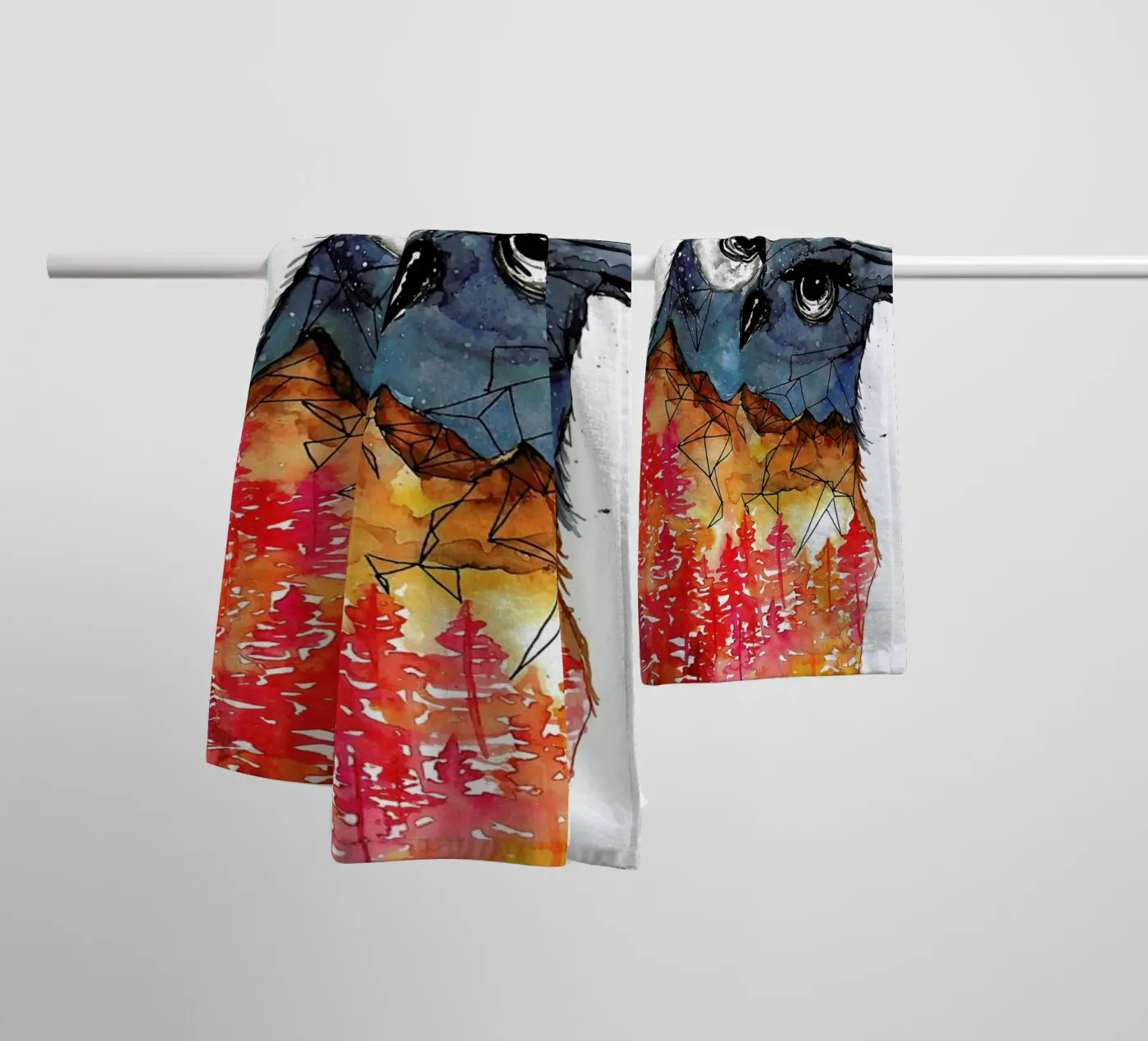 Owl towel by Larissa van der Laan