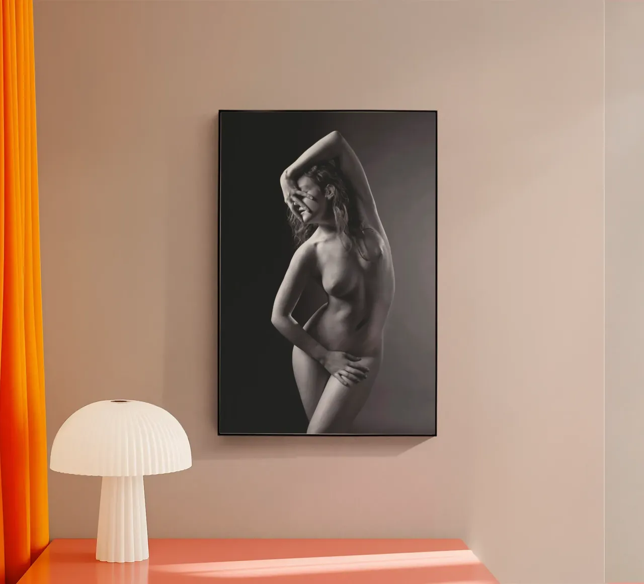 Holly posed nude plexiglass da Dave Hare Photography