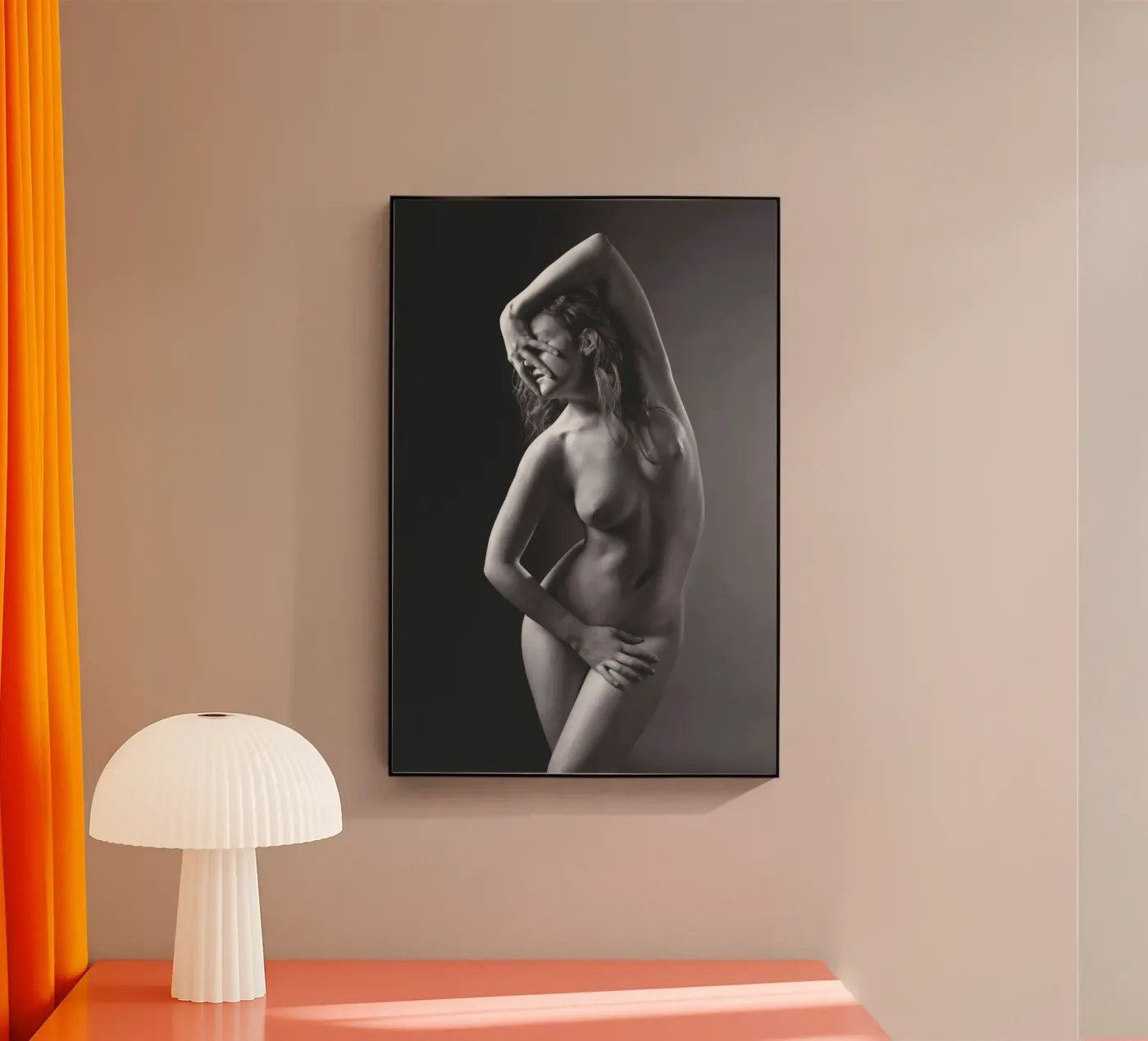 Holly posed nude plexiglass da Dave Hare Photography