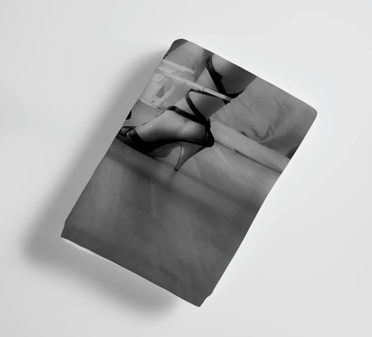 Kristin Undressing asciugamano da bagno da Dave Hare Photography