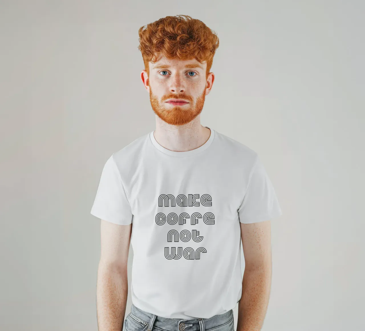 Preparate il caffè, non la guerra t-shirt da YV TYPOGRAPHY