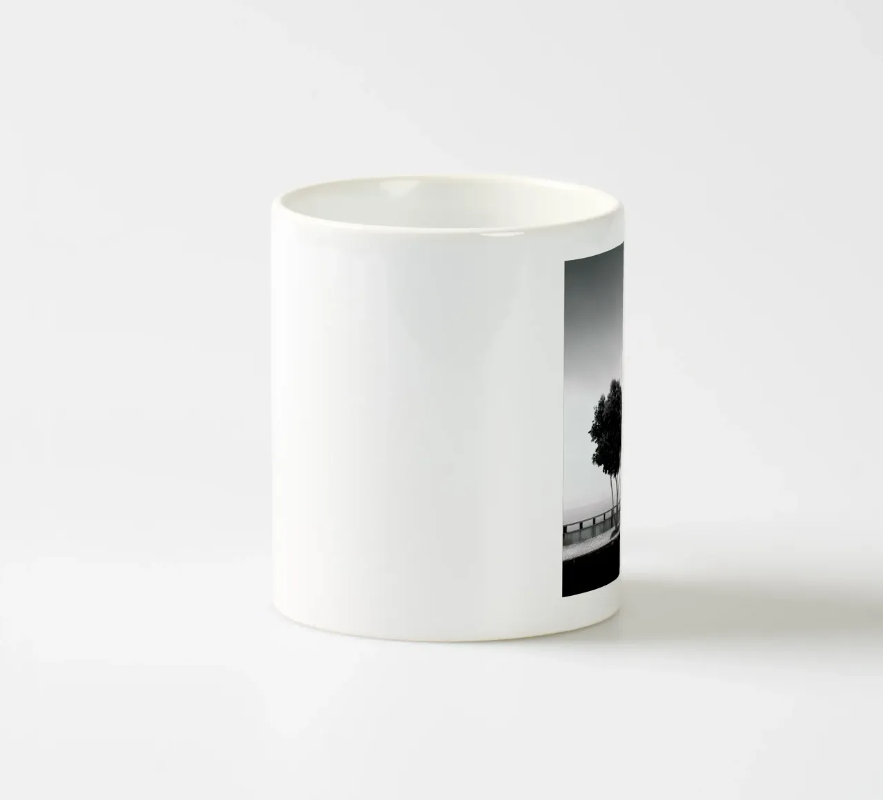 Banco Na Noite tazza in ceramica da Michael J. Reibert