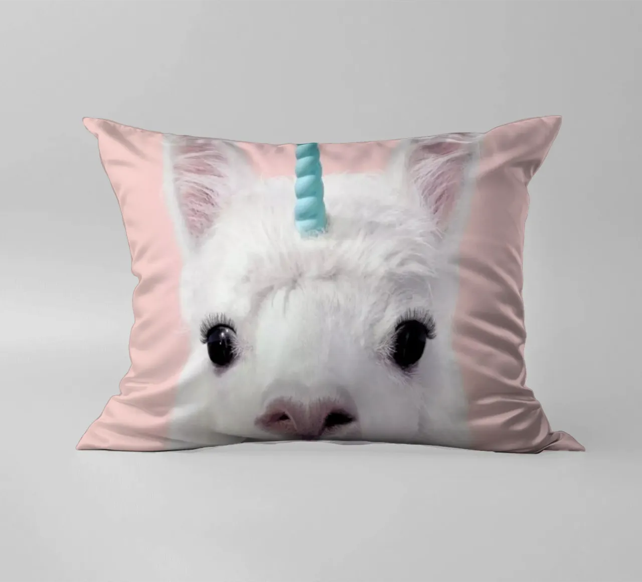 Alpaca Unicorn cuscino da Paul Fuentes Design