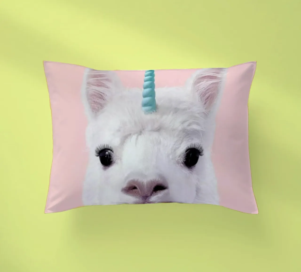 Alpaca Unicorn cuscino da Paul Fuentes Design