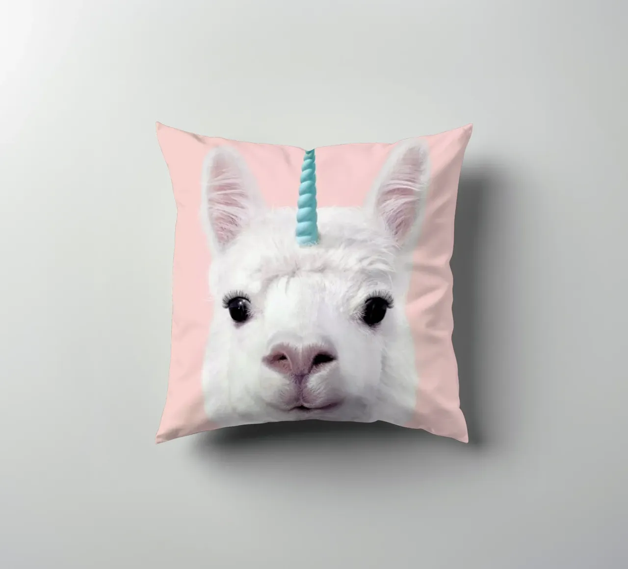Alpaca Unicorn cuscino da Paul Fuentes Design
