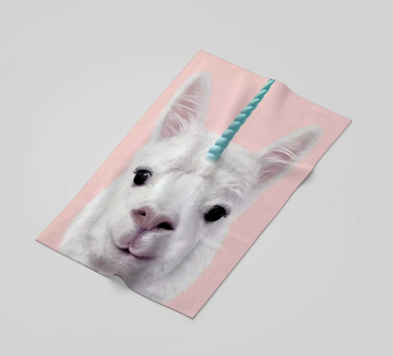 Alpaca Unicorn telo mare da Paul Fuentes Design