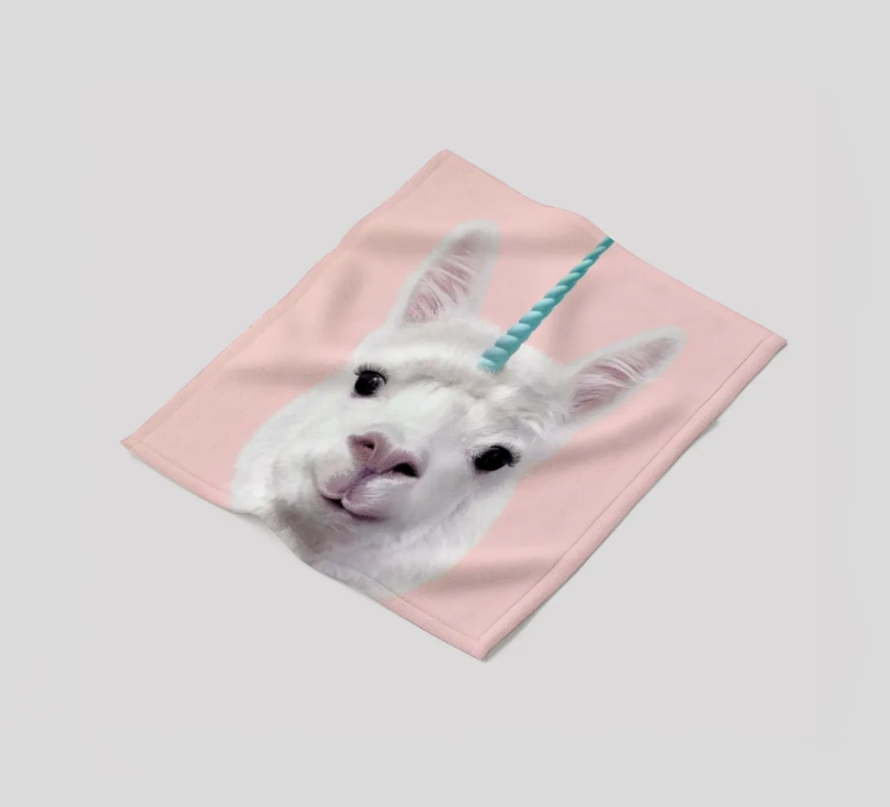 Alpaca Unicorn coperta in pile da Paul Fuentes Design