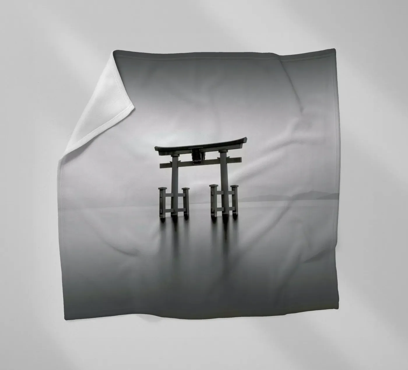 Torii Study III Fleecedecke von Michael J. Reibert