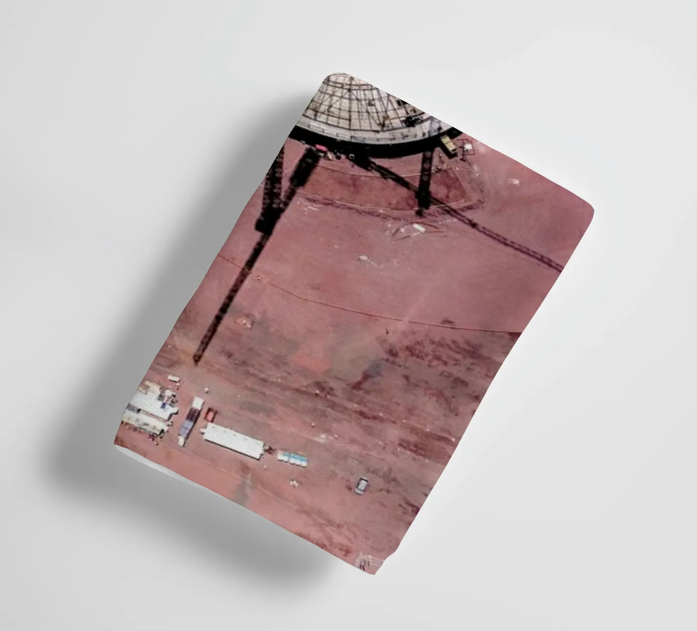 Mars towel by ROBERTO H