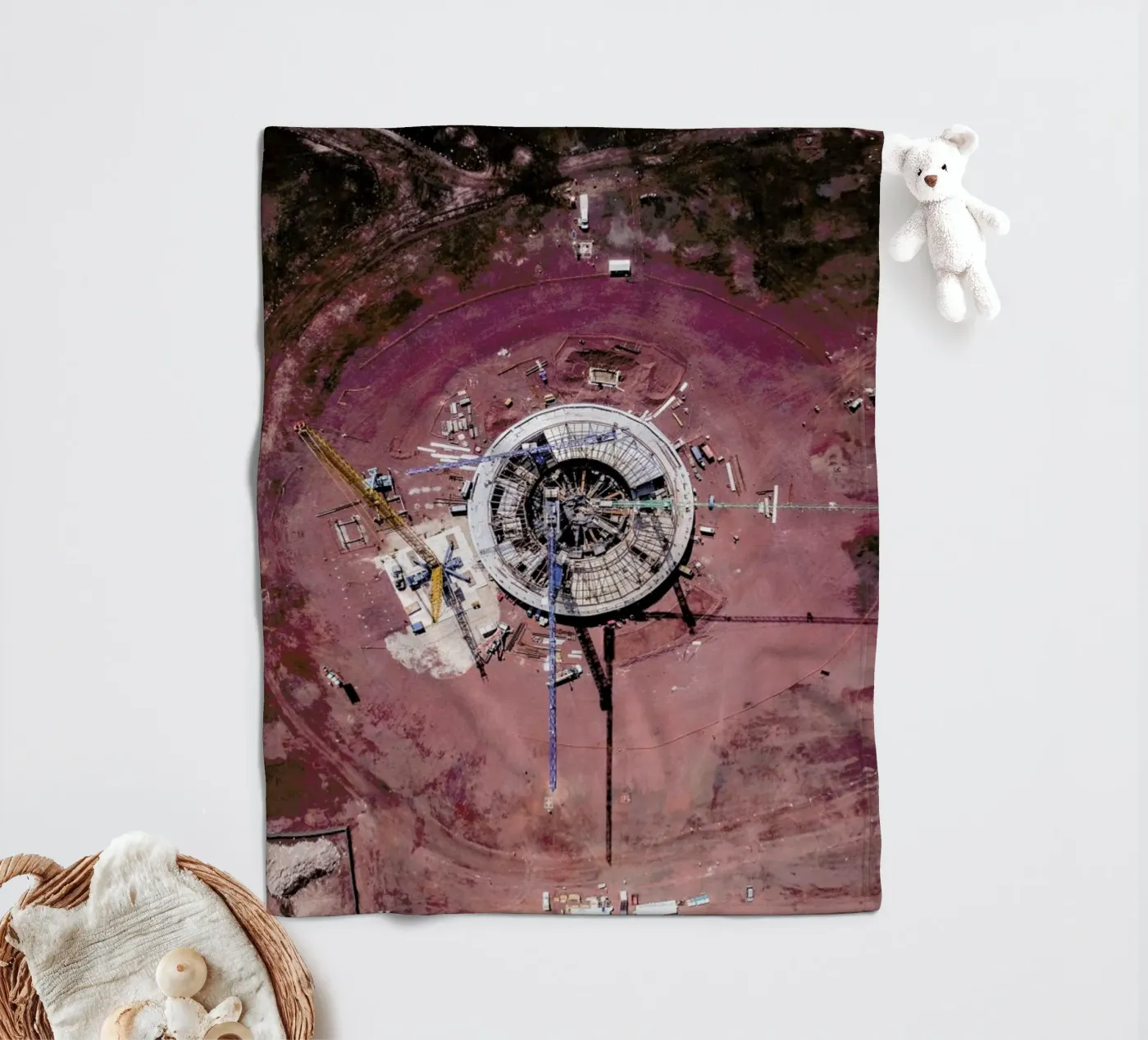 Mars fleece blanket by ROBERTO H