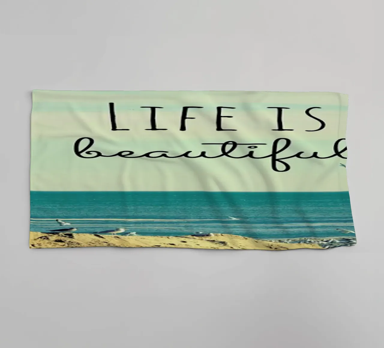 Life is Beautiful asciugamano da bagno da Robin Delean