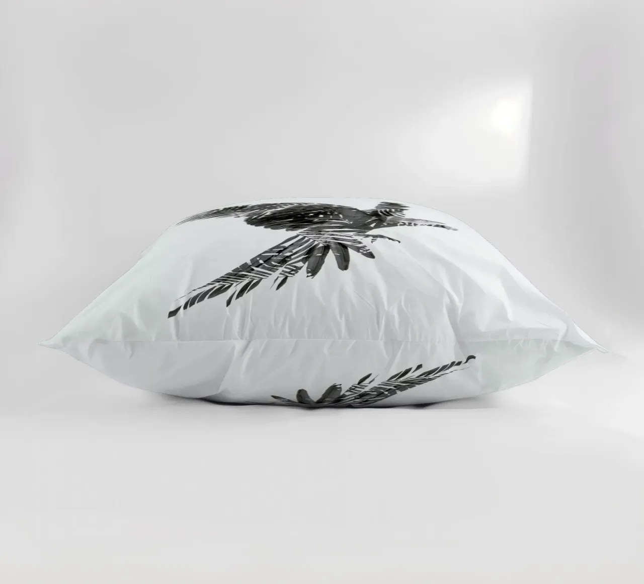 Parrot cuscino da Chris Wharton