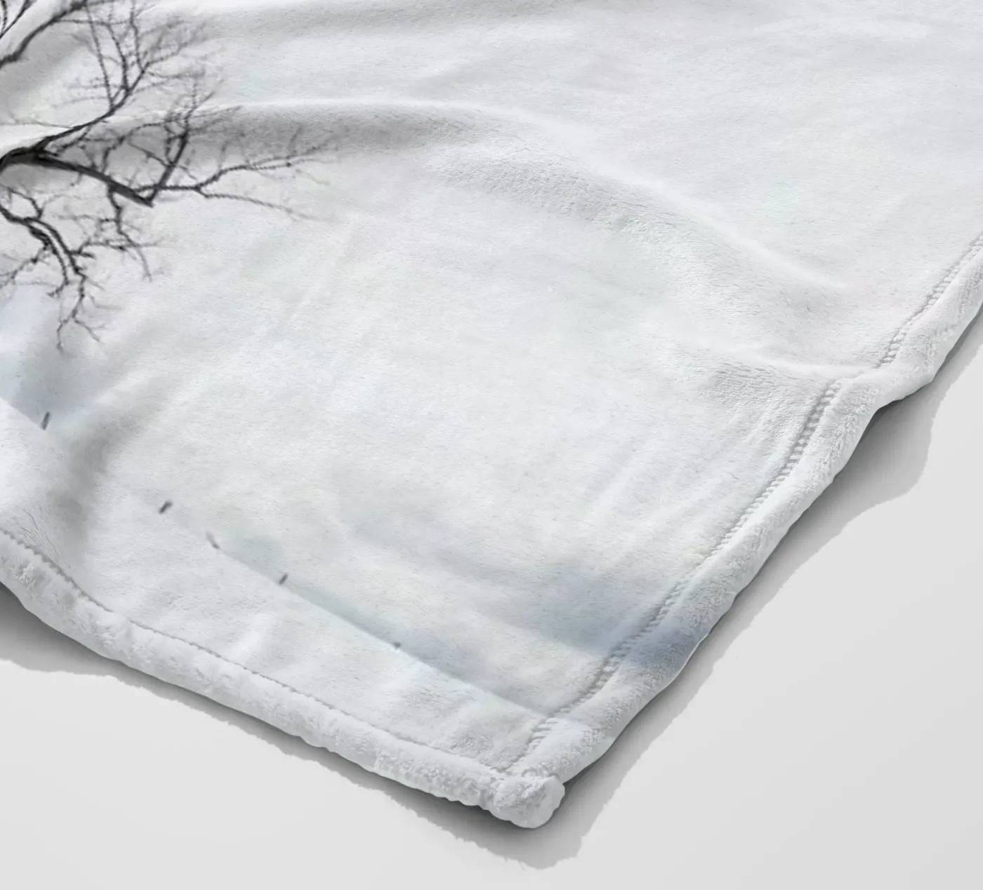 Winter Tree coperta in pile da XOXO Arte