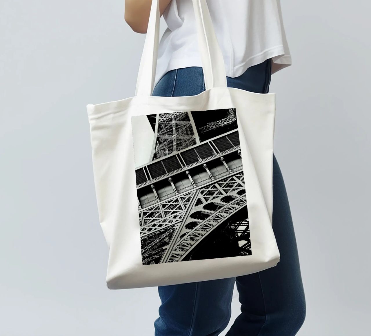 Gustave Eiffel borsa in juta da Magdalena Martin Photography