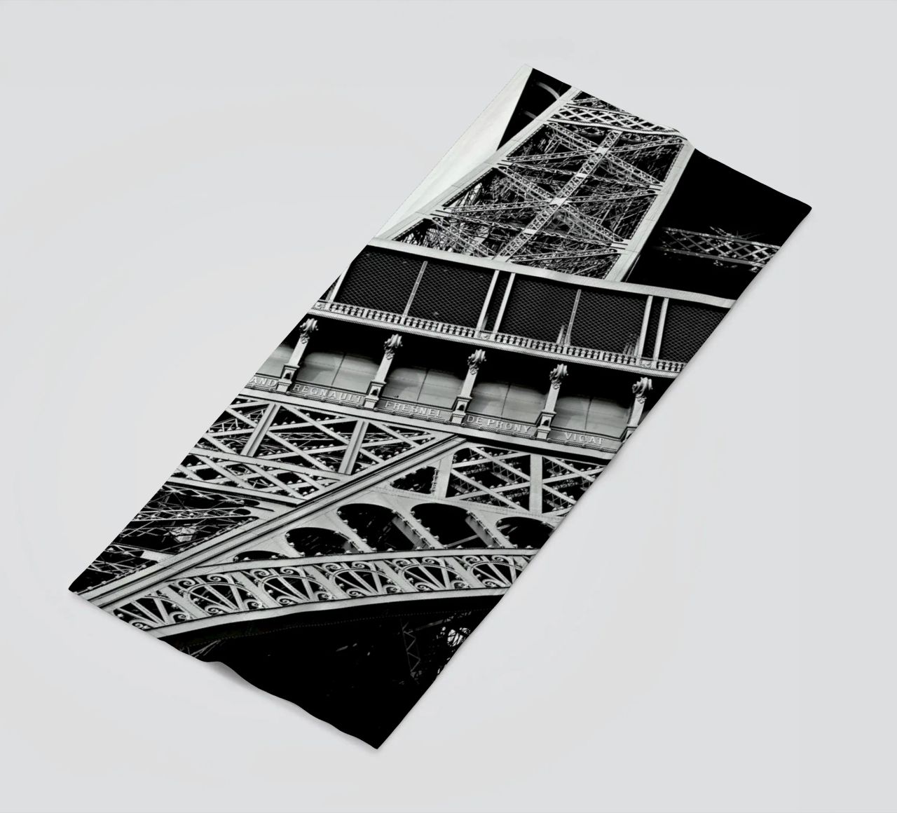 Gustave Eiffel telo mare da Magdalena Martin Photography
