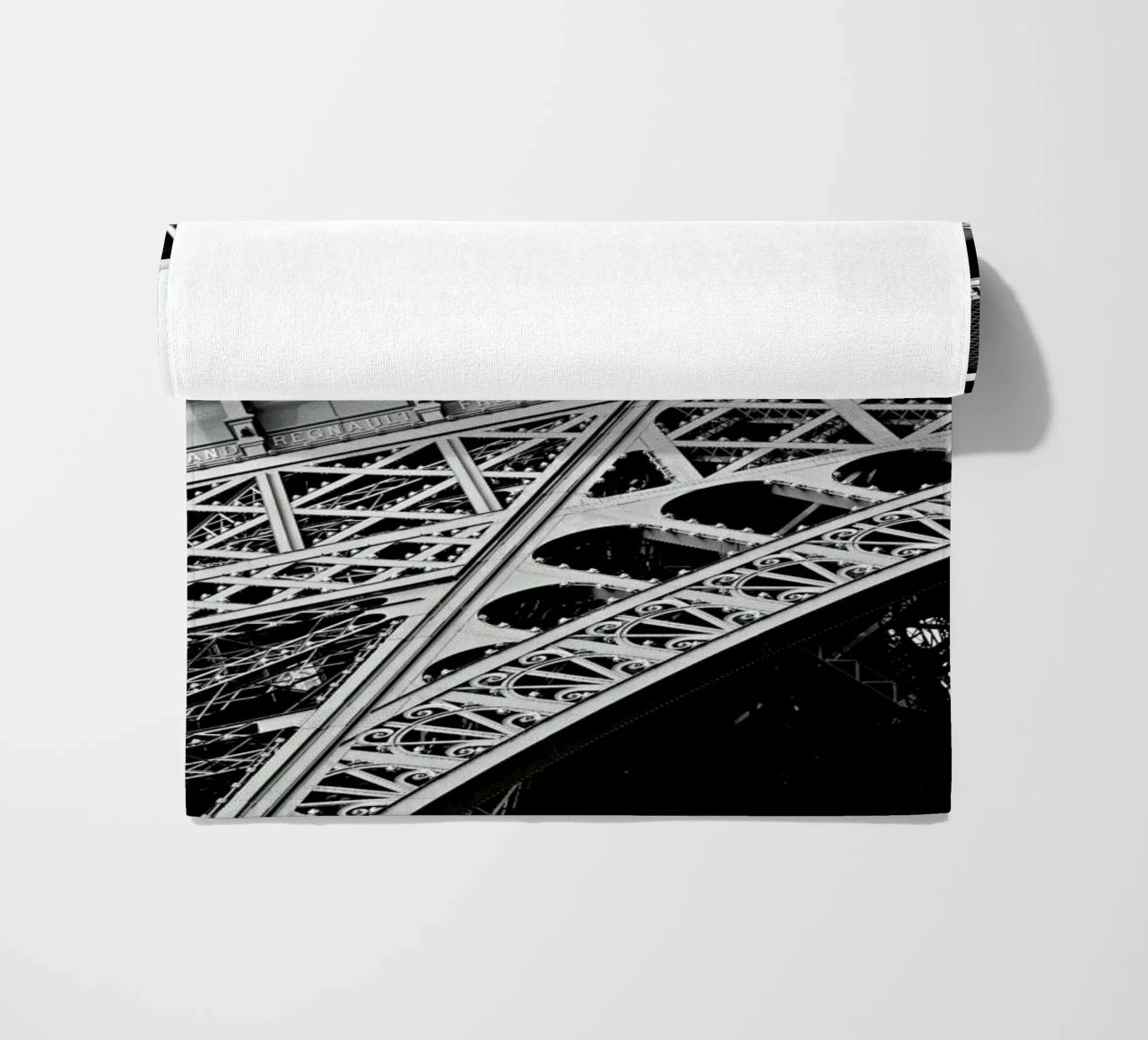 Gustave Eiffel telo mare da Magdalena Martin Photography