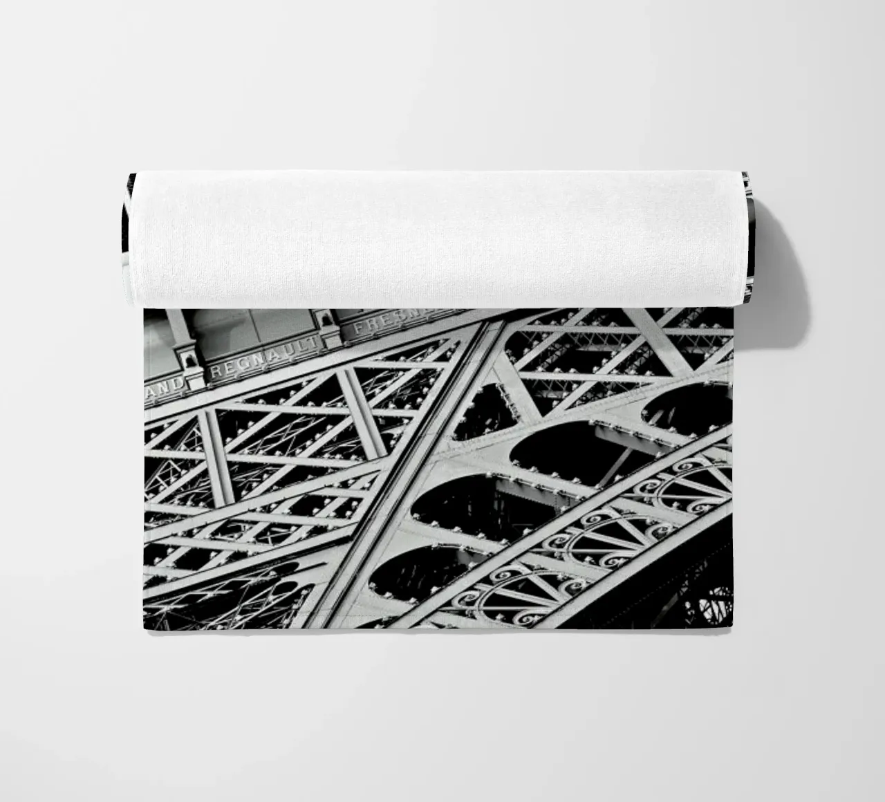 Gustave Eiffel telo mare da Magdalena Martin Photography