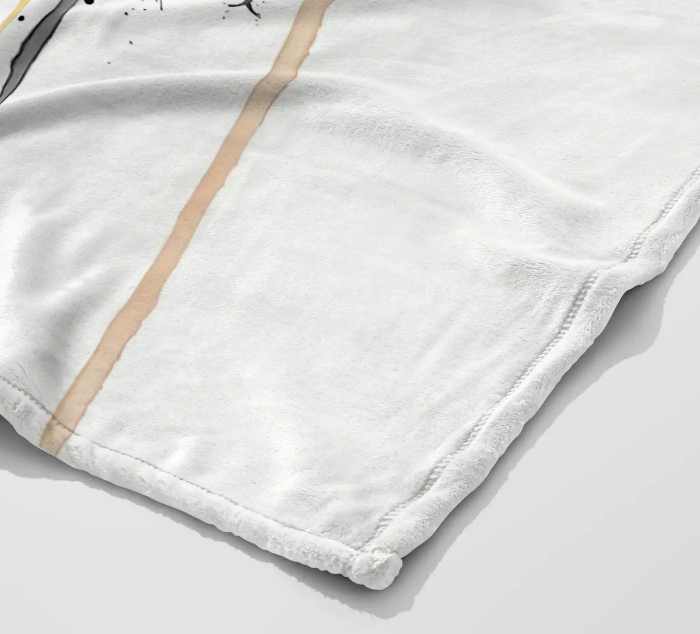 Bumblebee fleece blanket by Nami