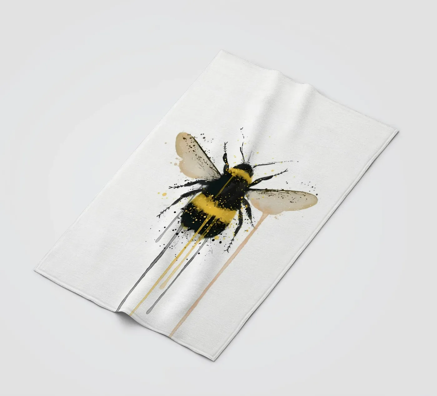 Bumblebee fleece blanket by Nami