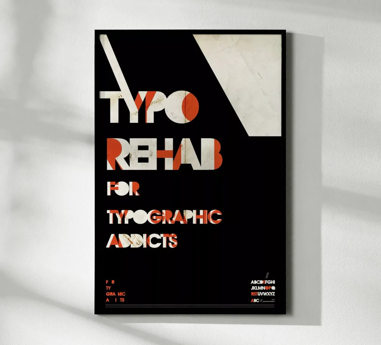 Typo rehab poster con telaio in legno da Petros Afshar