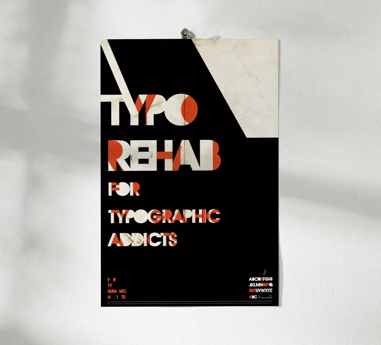 Typo rehab poster con telaio in legno da Petros Afshar