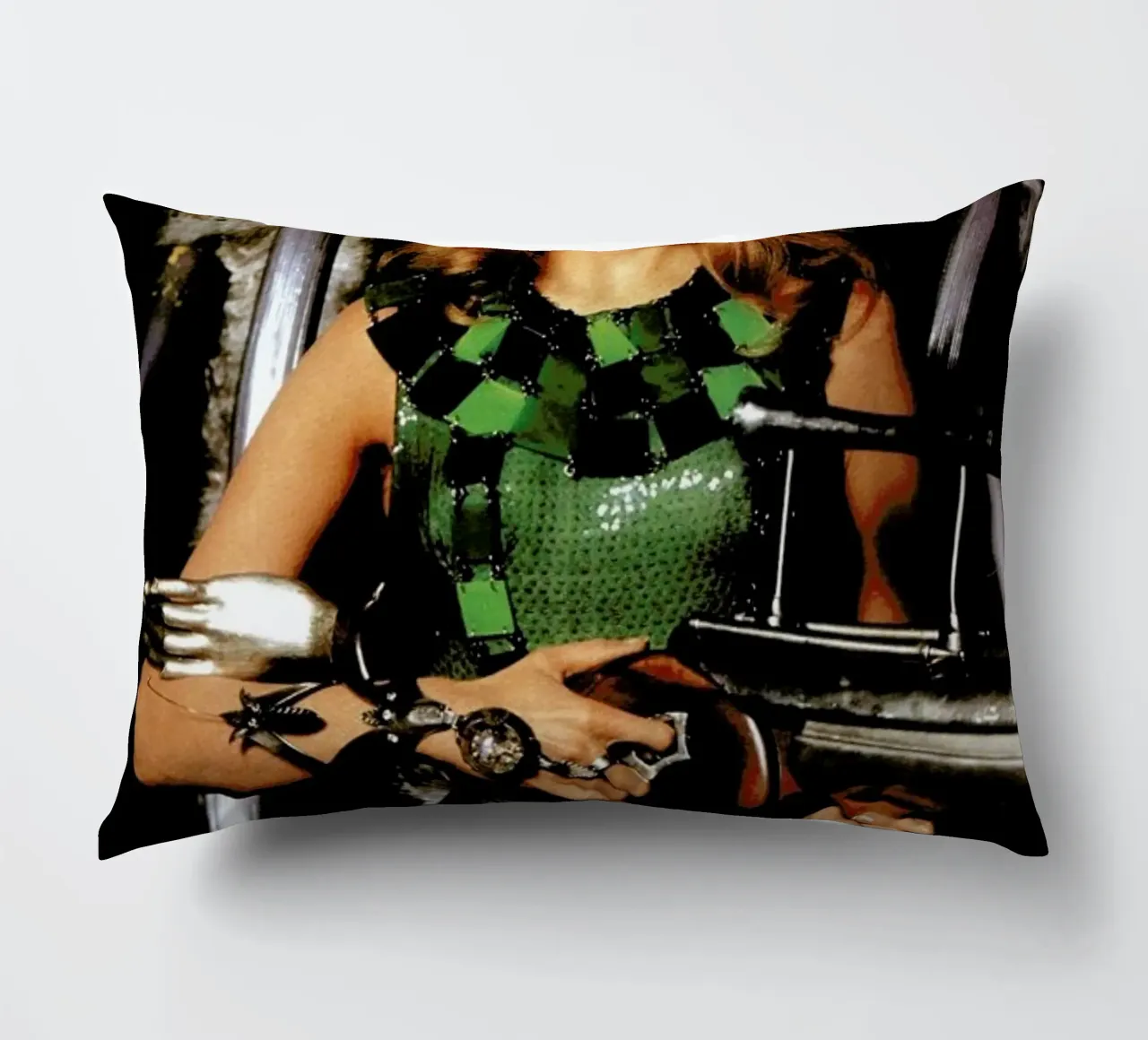 Jane Fonda as 'Barbarella' cuscino da Gallery Print and Art Limited
