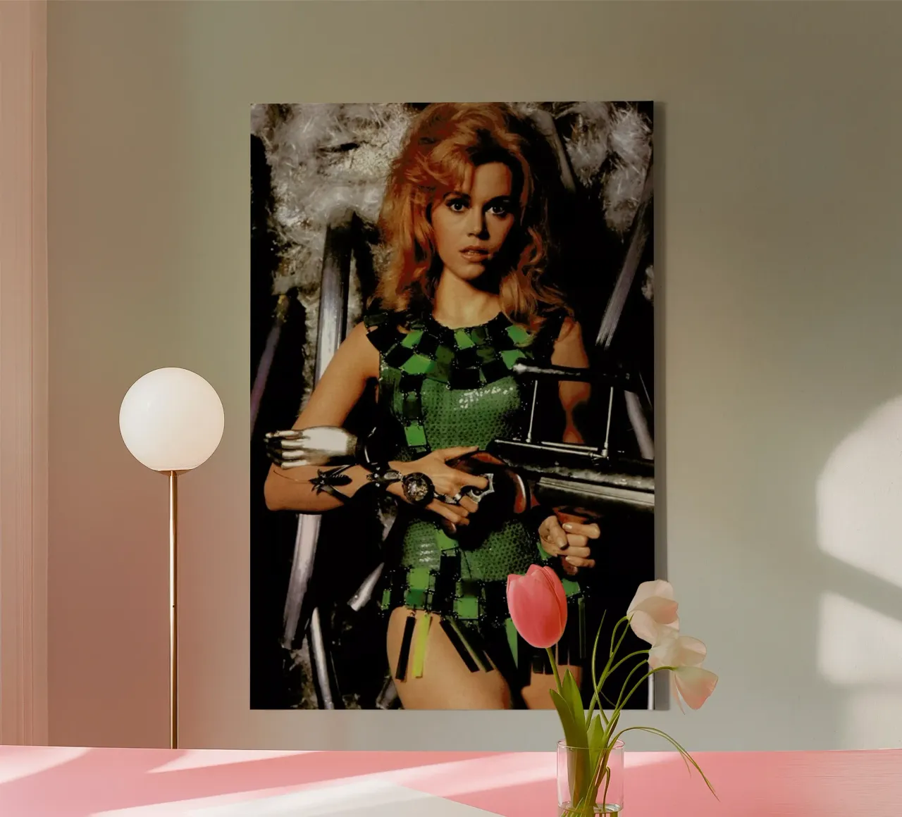 Jane Fonda as 'Barbarella' tela con Cornice a cassetta da Gallery Print and Art Limited