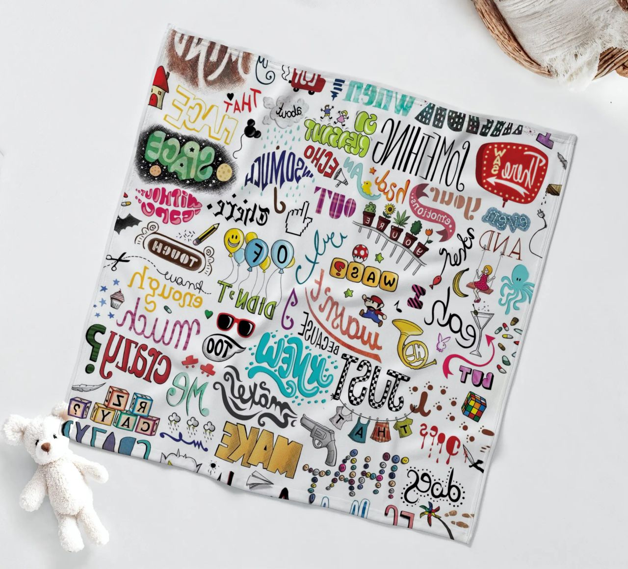 Crazy coperta in pile da Nour Tohme