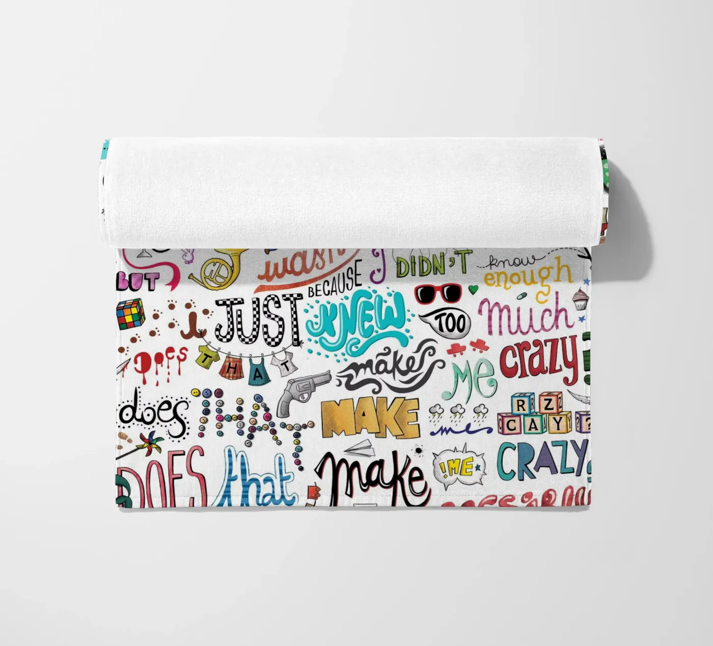 Crazy Strandtuch von Nour Tohme