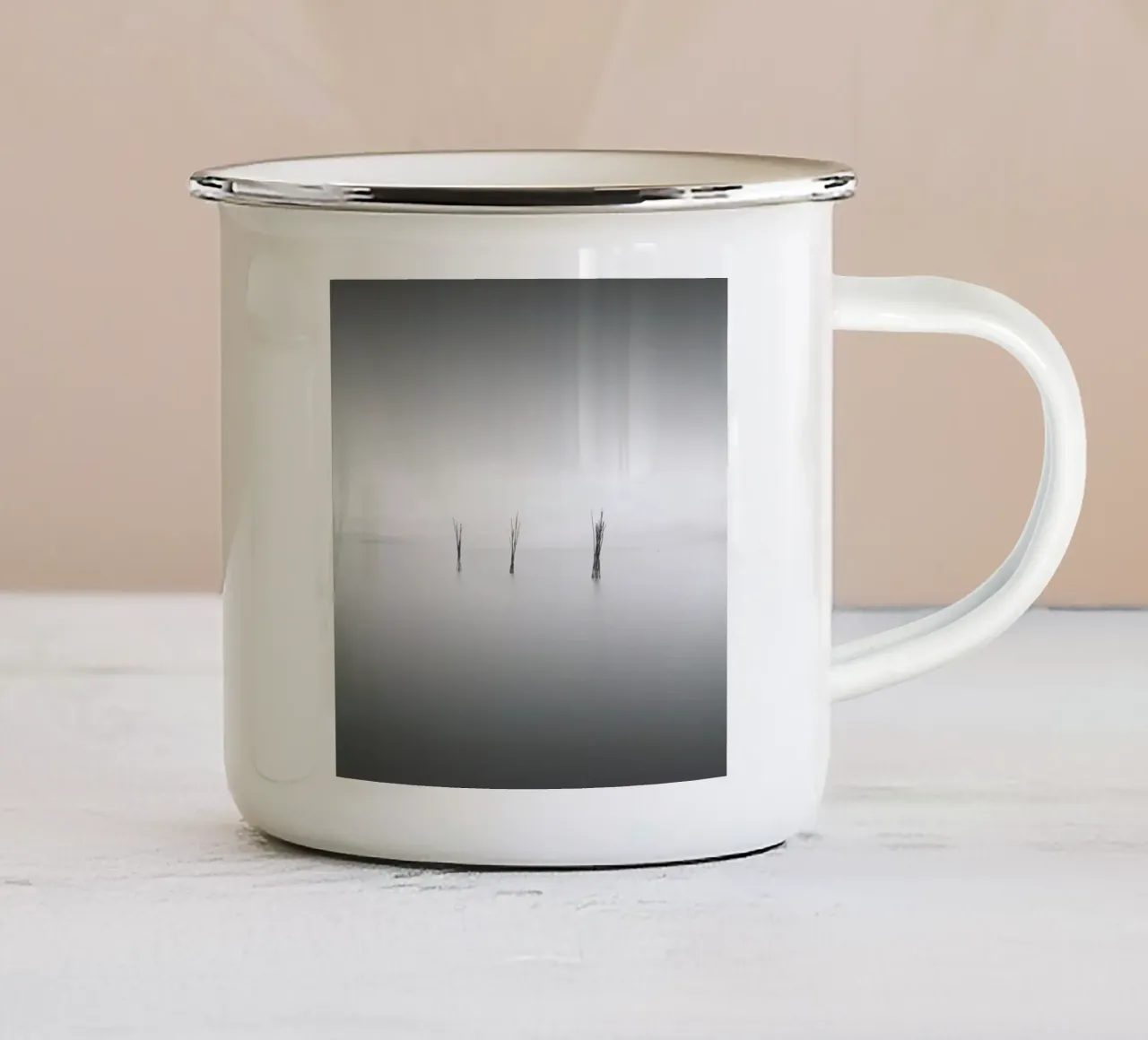 Dre tazza in smalto da Michael J. Reibert