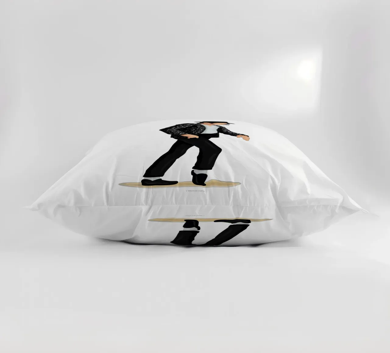 Moonwalk cuscino da Nour Tohme