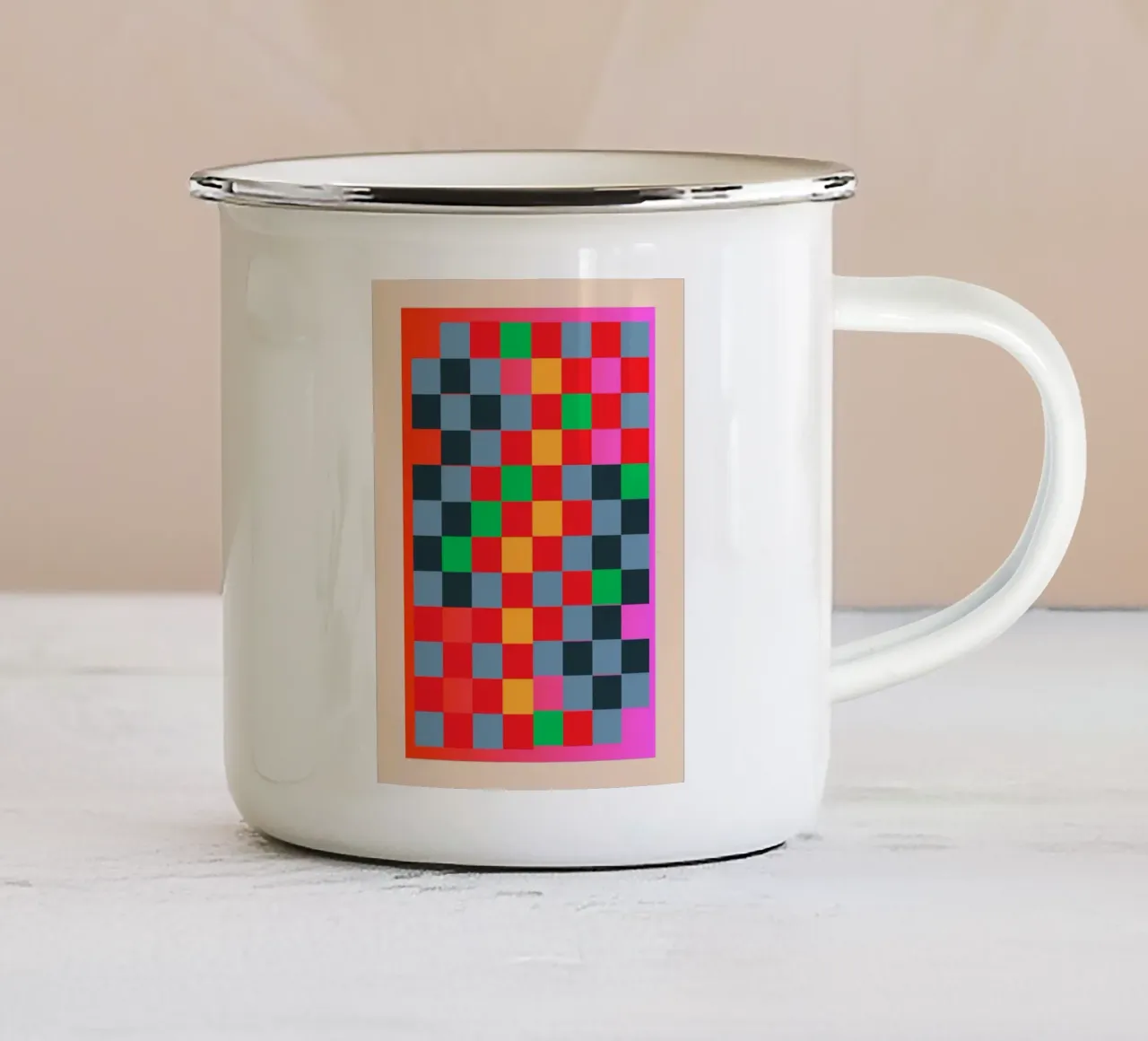 Scacchiera colorata tazza in smalto da Gaite