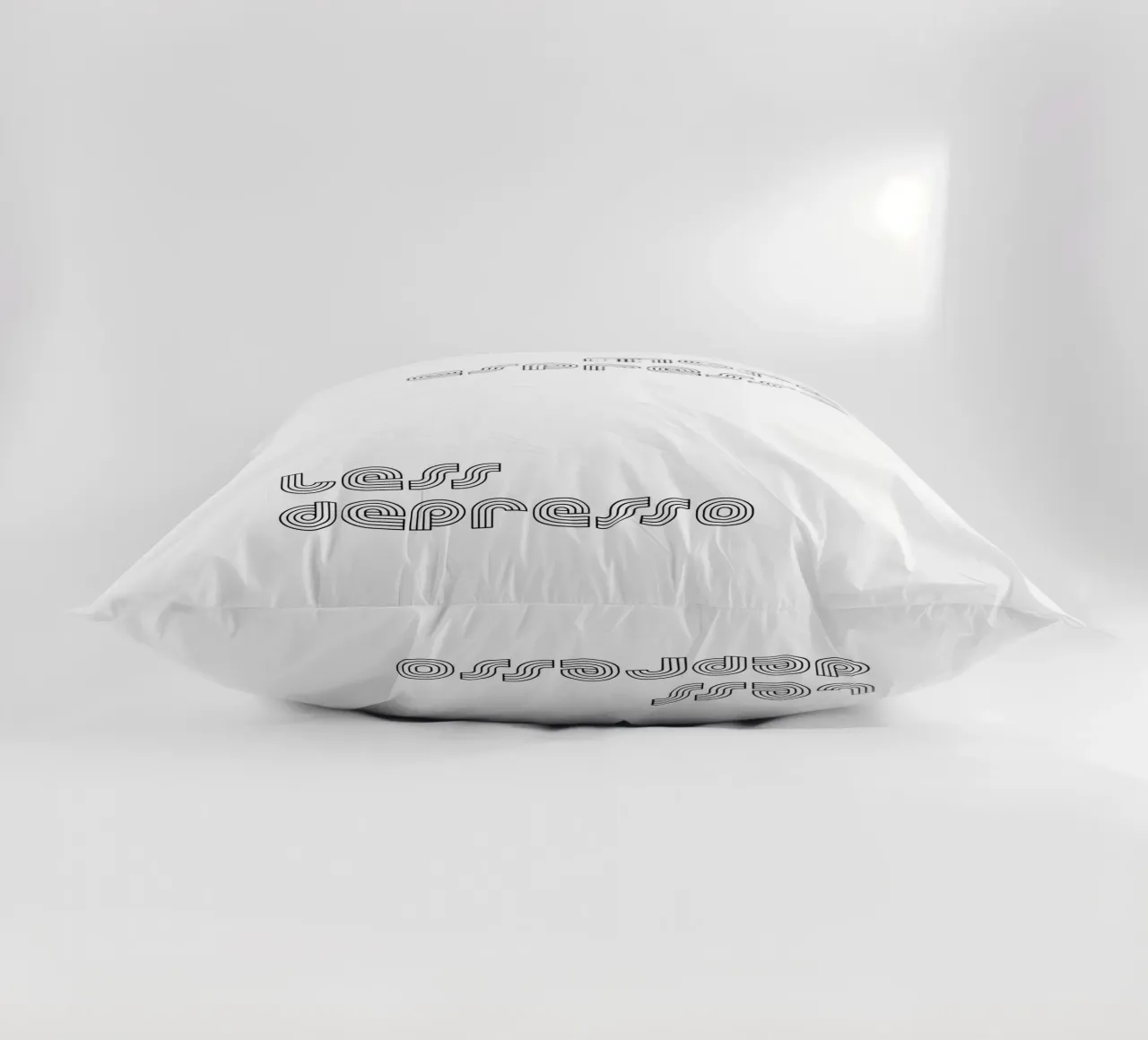 More Espresso Less Depresso cuscino da YV TYPOGRAPHY